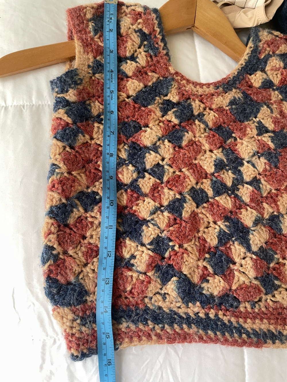CROCHET Sleeveless Crop 🧸🪆🎁